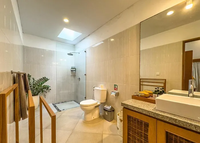 Alore Managed By Bugis Villa